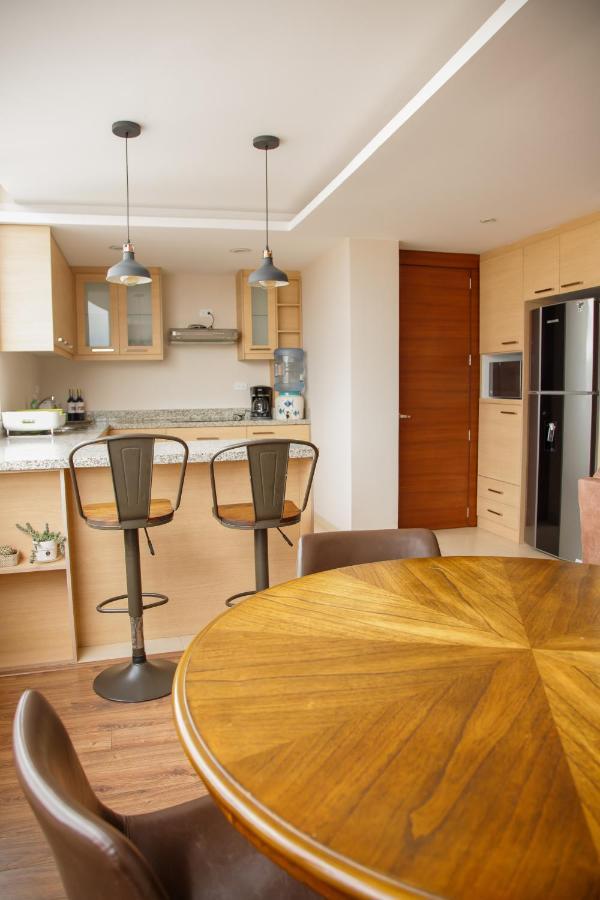 Wanderlot - Departamento Leganza - Penthouse Lujoso Apartment Riobamba Exterior foto